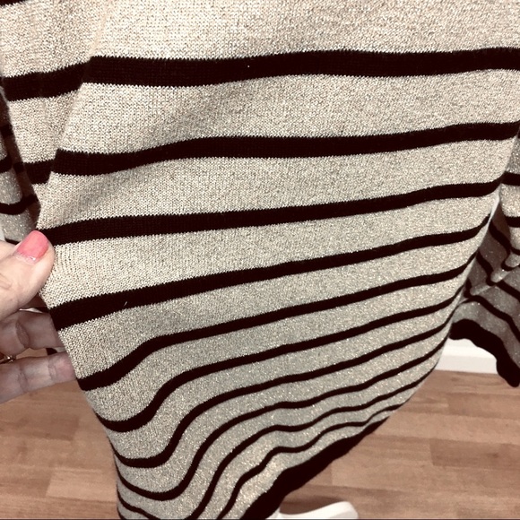 Lisa Originals Shiny Gold Sweater with Black Stripes. Size L - Picture 4 of 6